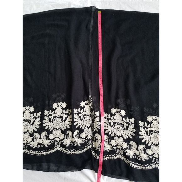 Black Cover Up White Flower Embroidered Trims BOHO Wraps - Picture 6 of 7